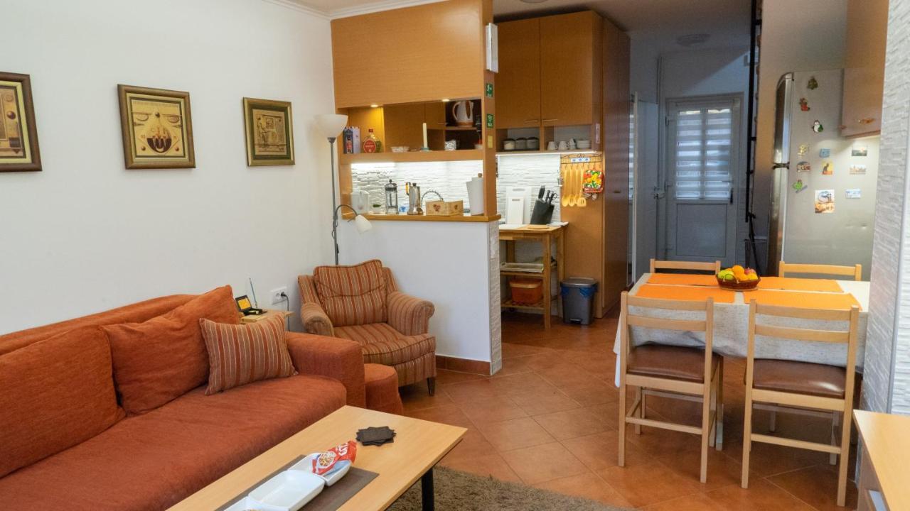 Apartment Akacija Gardens Bělehrad Exteriér fotografie